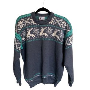 Vintage VOSS KNIT 100% Wool SKI ⛷ Sweater Made in Norway Size M